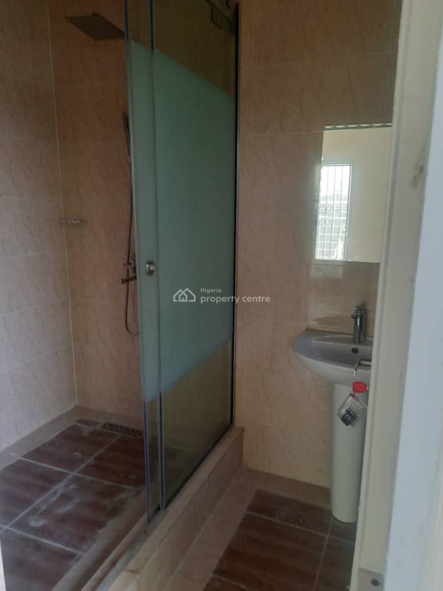 a Beutiful 2-bedroom Flat (rooms Ensuite) with a Guest Toilet, Lekki Gardens Paradise 3, Chevron Drive, Lekki, Lagos, Flat / Apartment for Rent