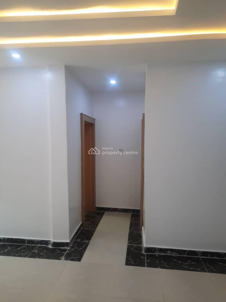 a Beutiful 2-bedroom Flat (rooms Ensuite) with a Guest Toilet, Lekki Gardens Paradise 3, Chevron Drive, Lekki, Lagos, Flat / Apartment for Rent