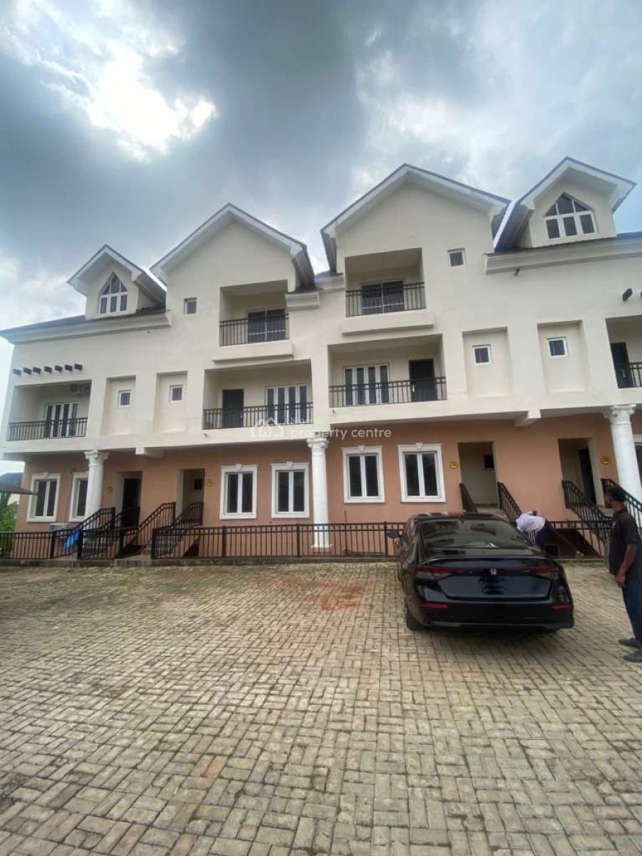 4-bedroom Terrace Duplex + Bq + 1-bedroom Apartment, Guzape District, Abuja, Terraced Duplex for Rent