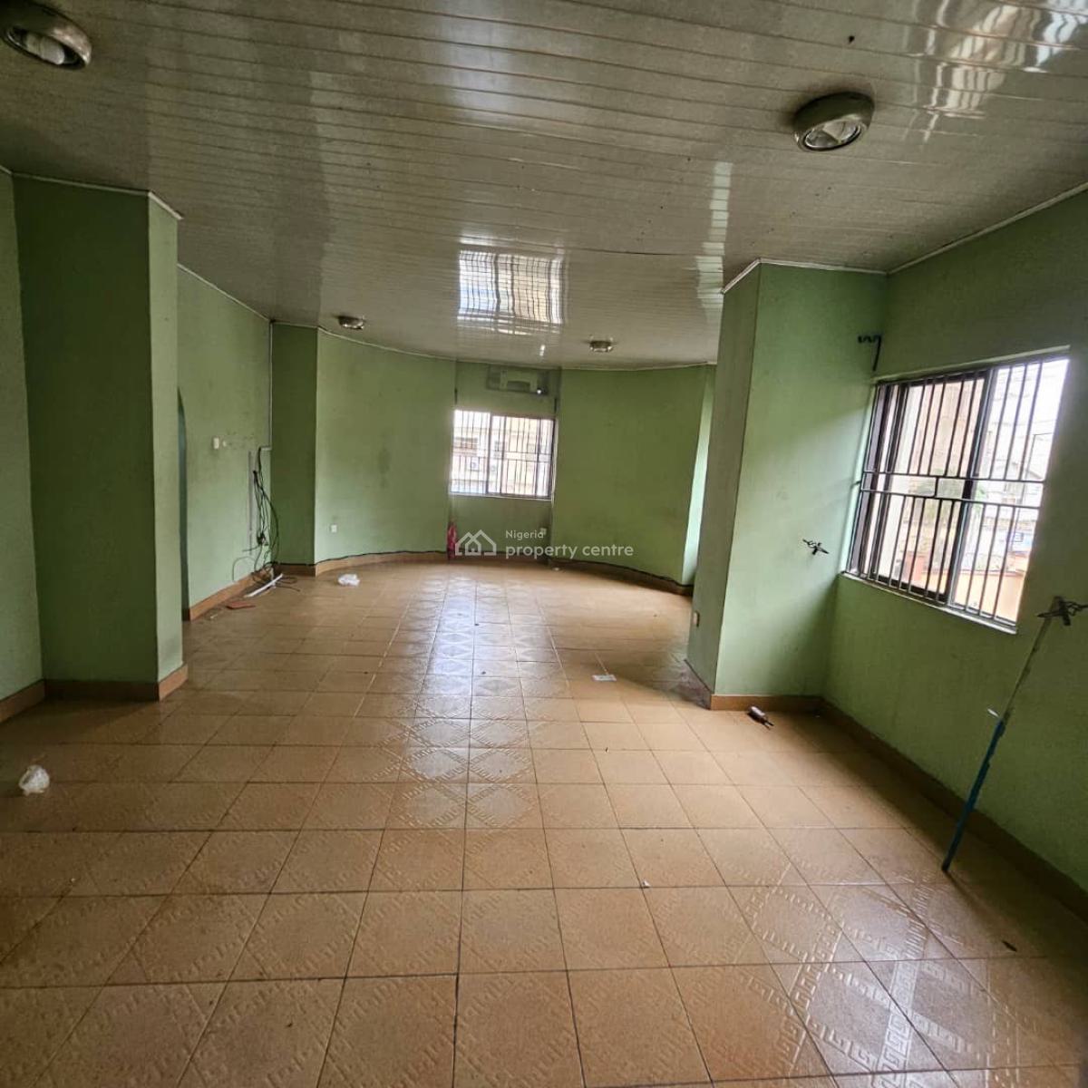 Property @ Magodo Phrase 2 Gra  =old House But Ma, Gra Phase 2, Magodo, Lagos, Semi-detached Duplex for Rent