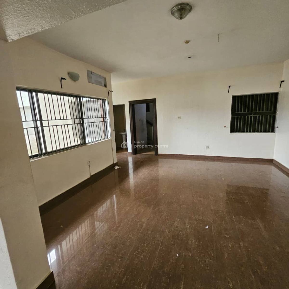 Property @ Magodo Phrase 2 Gra  =old House But Ma, Gra Phase 2, Magodo, Lagos, Semi-detached Duplex for Rent