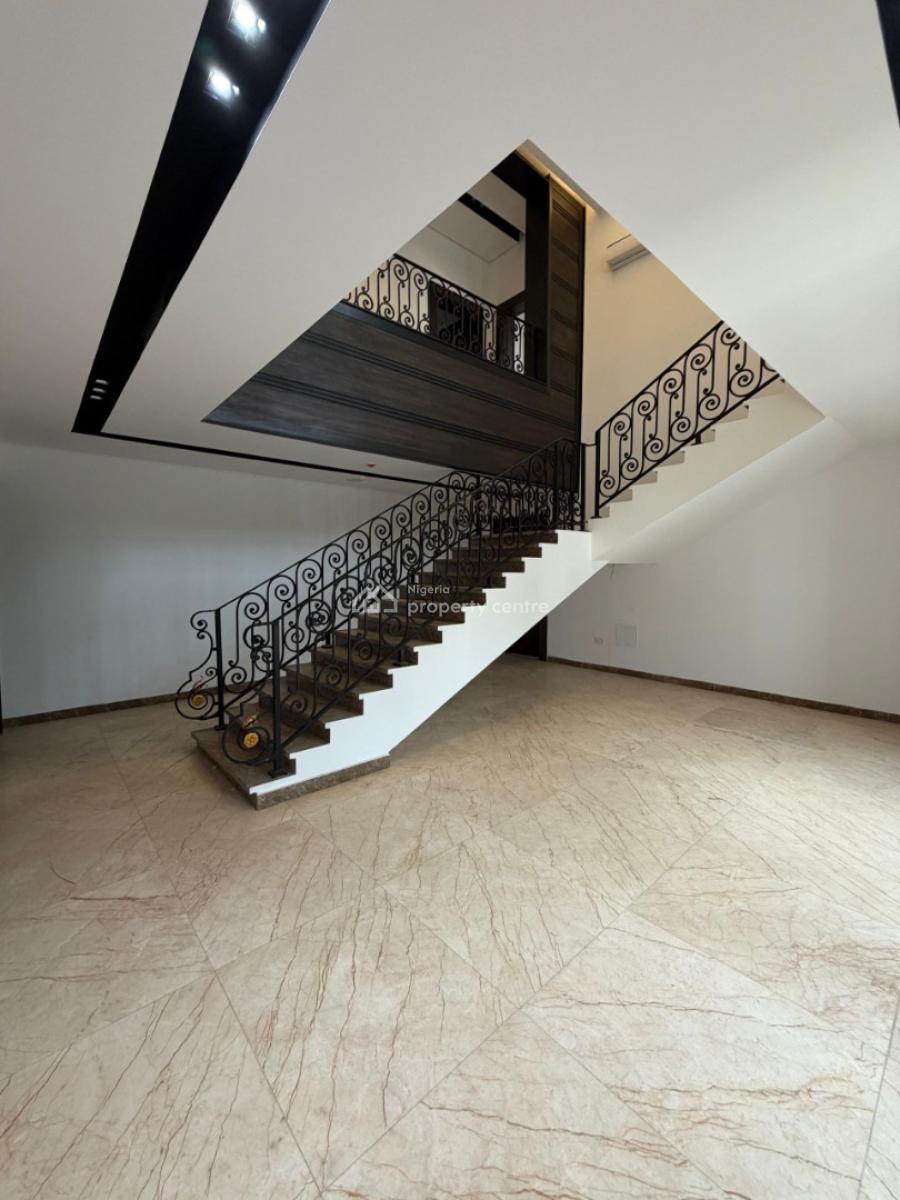 7 Bedrooms Fully Detached Maisonette., Maitama District, Abuja, Detached Duplex for Sale