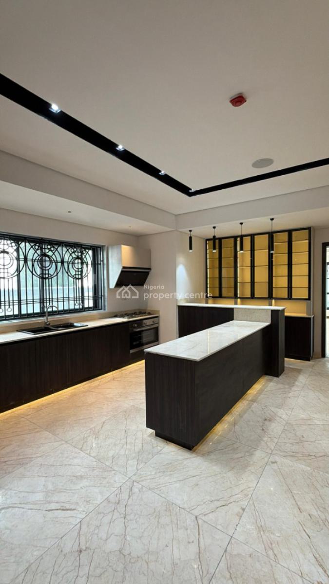 7 Bedrooms Fully Detached Maisonette., Maitama District, Abuja, Detached Duplex for Sale