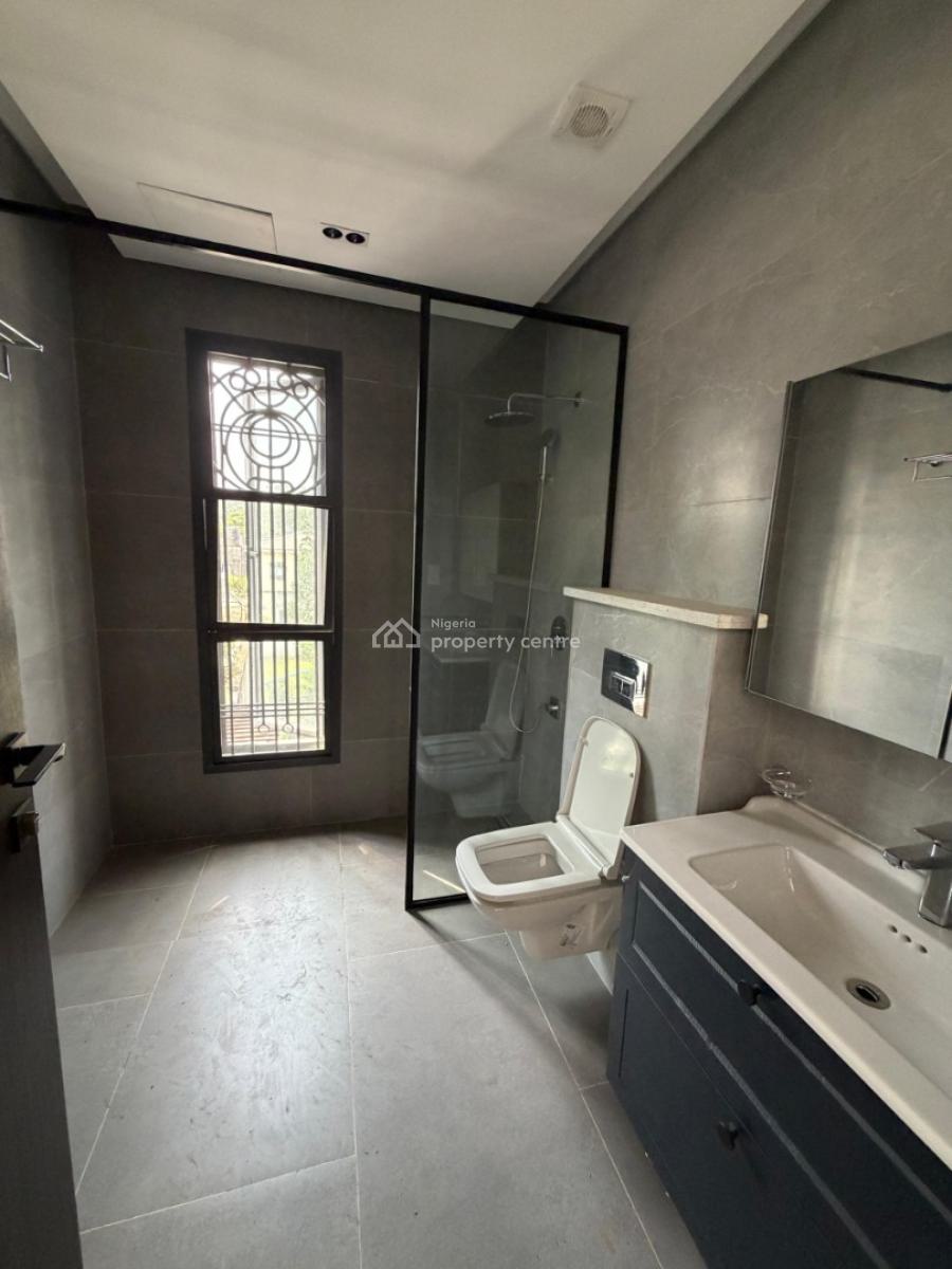 7 Bedrooms Fully Detached Maisonette., Maitama District, Abuja, Detached Duplex for Sale