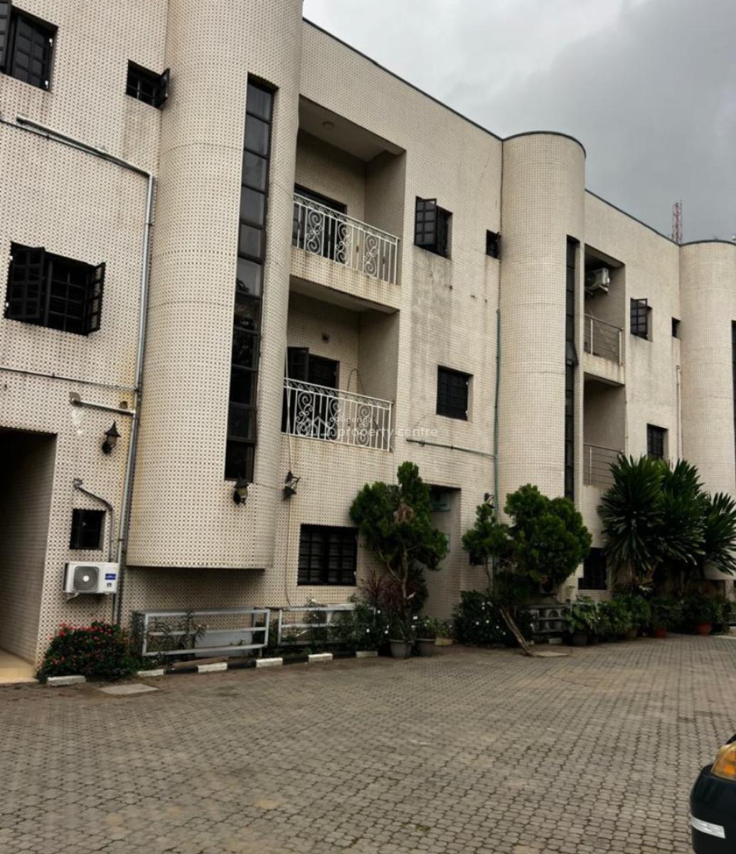 5 Bedroom Terraced Duplex for Corporate Office, Ikeja Gra, Ikeja, Lagos, Office Space for Rent