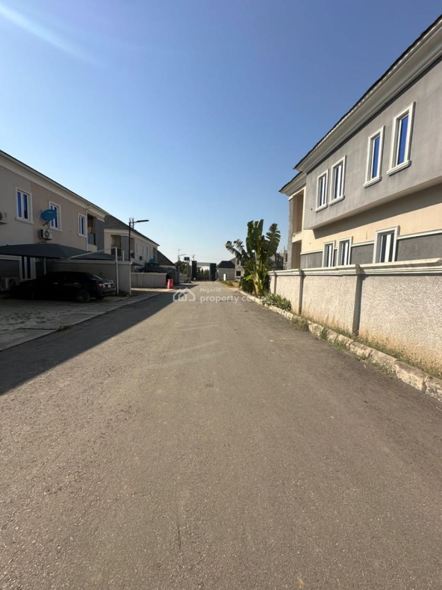 3 Bedroom Semidetached Duplex Private Compound and Backyard Space Comp, Mbora, Jabi, Abuja, Semi-detached Duplex for Sale