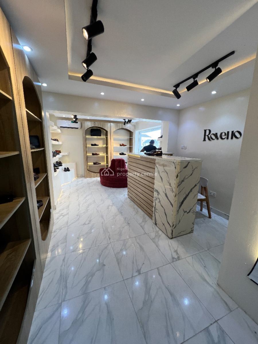 Shop Space Upstairs Facing The Road, Off Admiralty Way, Lekki Phase 1, Lekki, Lagos, Shop for Rent