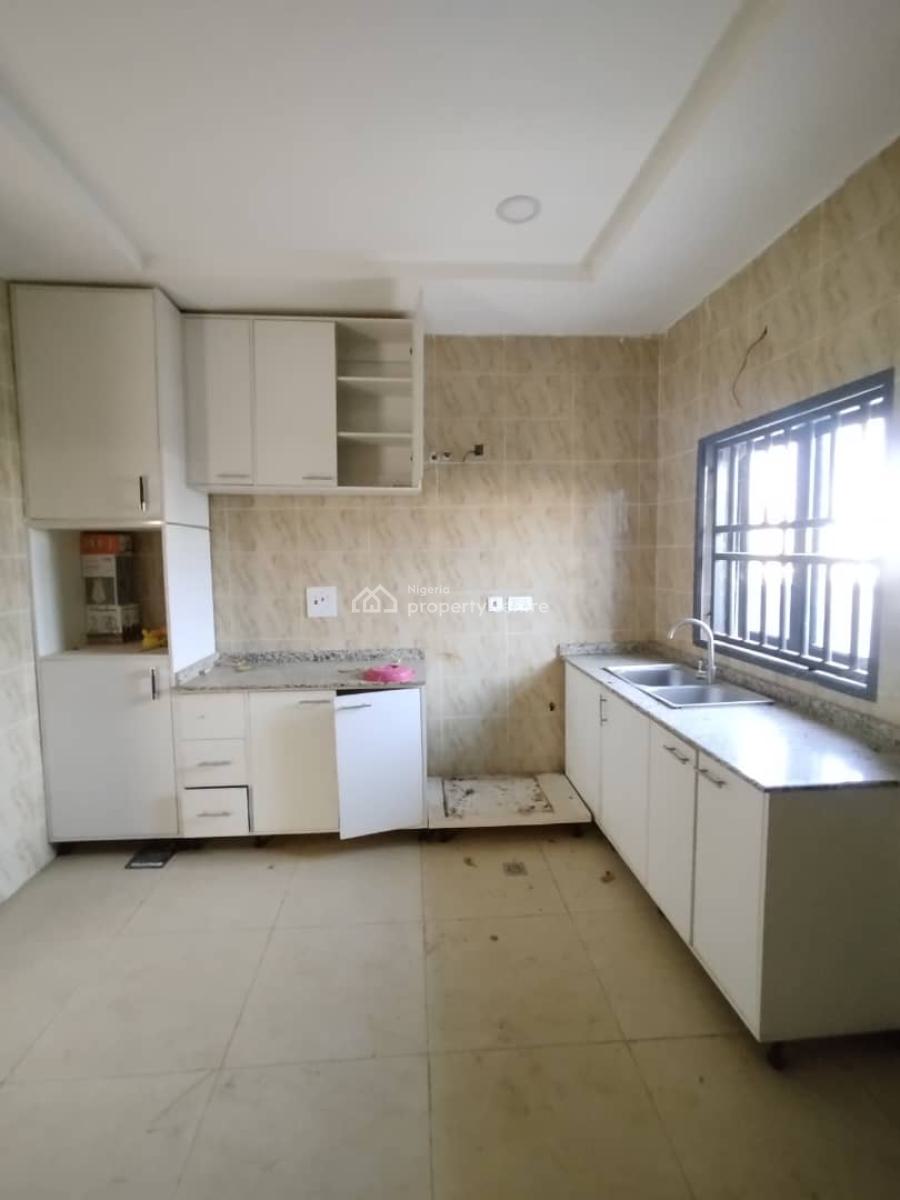 Well Lovely 3 Bedroom Flat Without Bq Ground Floor, Jahi, Abuja, Flat / Apartment for Rent