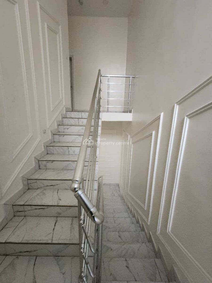 3 Bedroom Semi Detached Duplex with a Spacious Bq, Ikate, Lekki, Lagos, Semi-detached Duplex for Rent