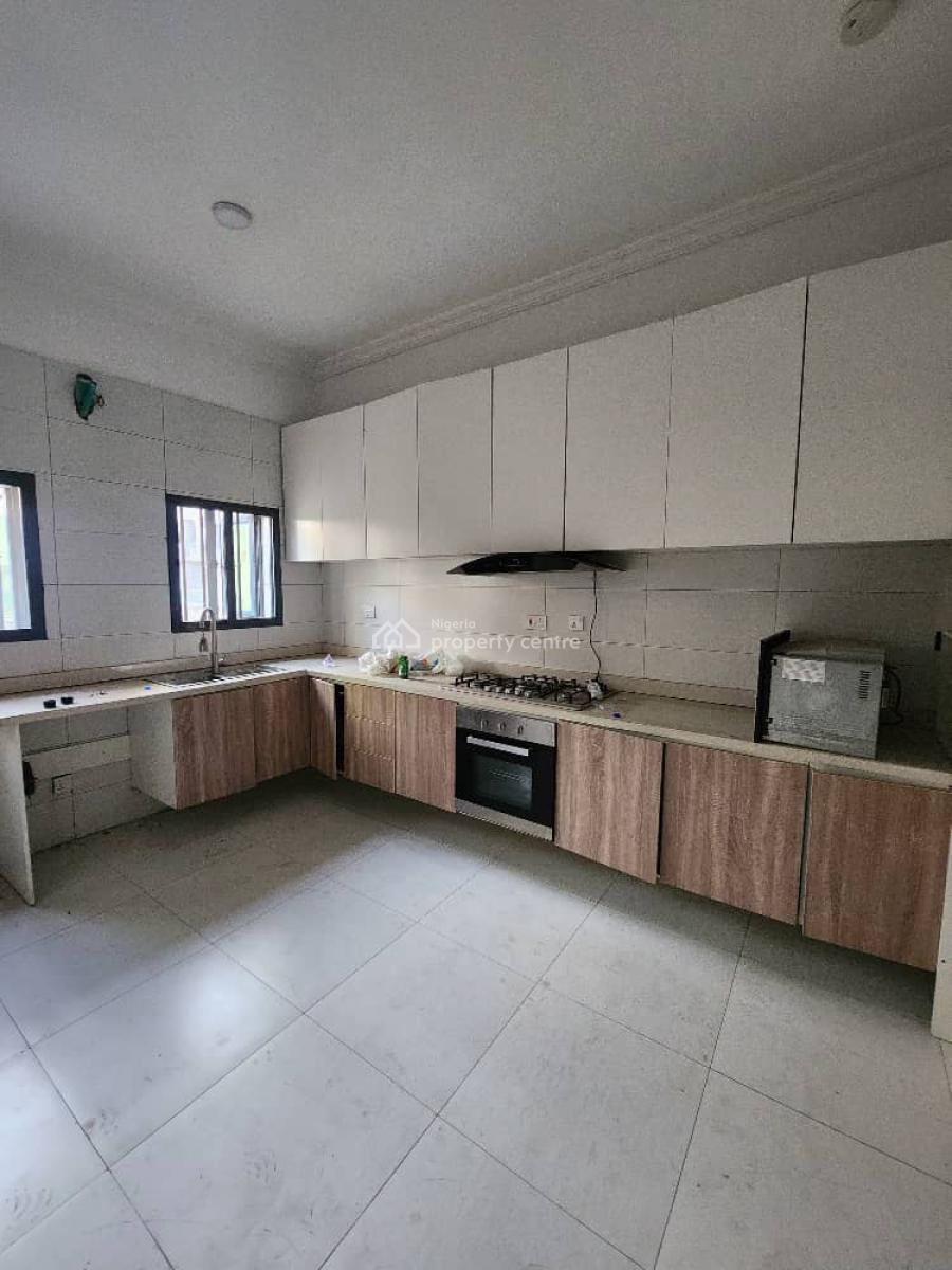 3 Bedroom Semi Detached Duplex with a Spacious Bq, Ikate, Lekki, Lagos, Semi-detached Duplex for Rent