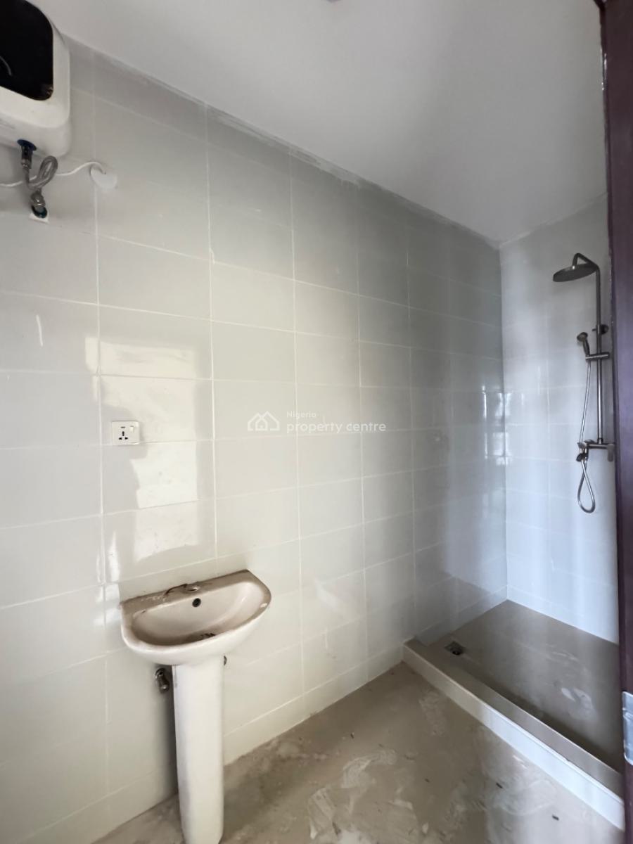 Ditress Sell Brand New Lovely Spacious 3 Bedroom Apartment with Bq, Orchid Road Lekki Before Round About, Lekki, Lagos, Block of Flats for Sale