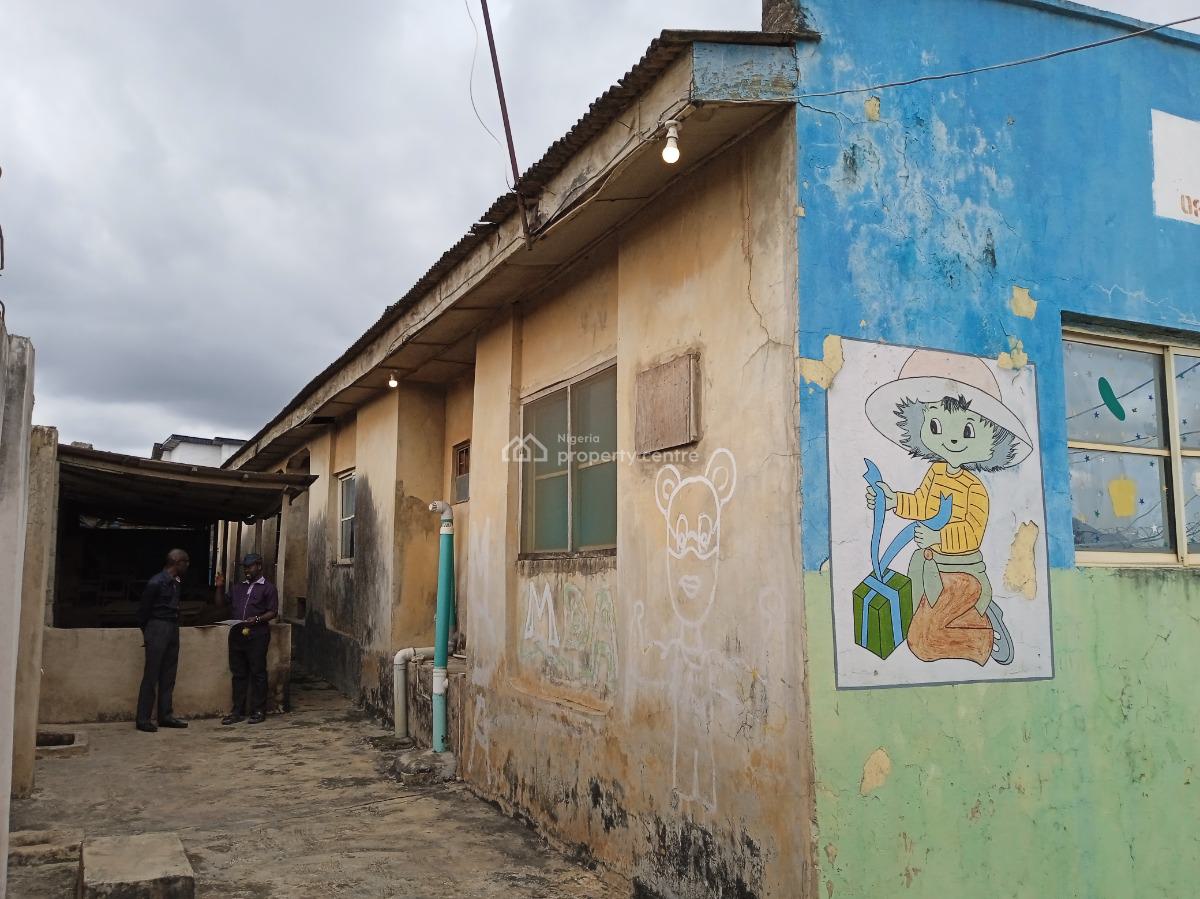 Property with 8 Rooms, 2 Very Wide Sitting Rooms, Ilamose Estate, Oke Afa, Isolo, Lagos, School for Sale