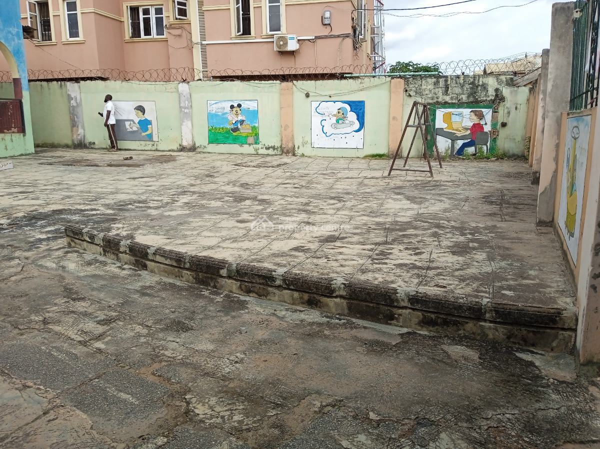 Property with 8 Rooms, 2 Very Wide Sitting Rooms, Ilamose Estate, Oke Afa, Isolo, Lagos, School for Sale
