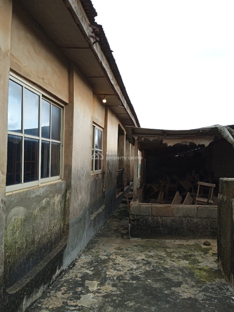 Property with 8 Rooms, 2 Very Wide Sitting Rooms, Ilamose Estate, Oke Afa, Isolo, Lagos, School for Sale