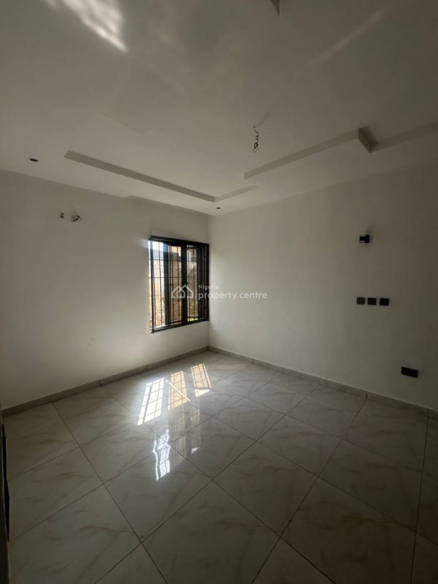 Four Bedroom Terrace Duplex, Guzape District, Abuja, Terraced Duplex for Sale