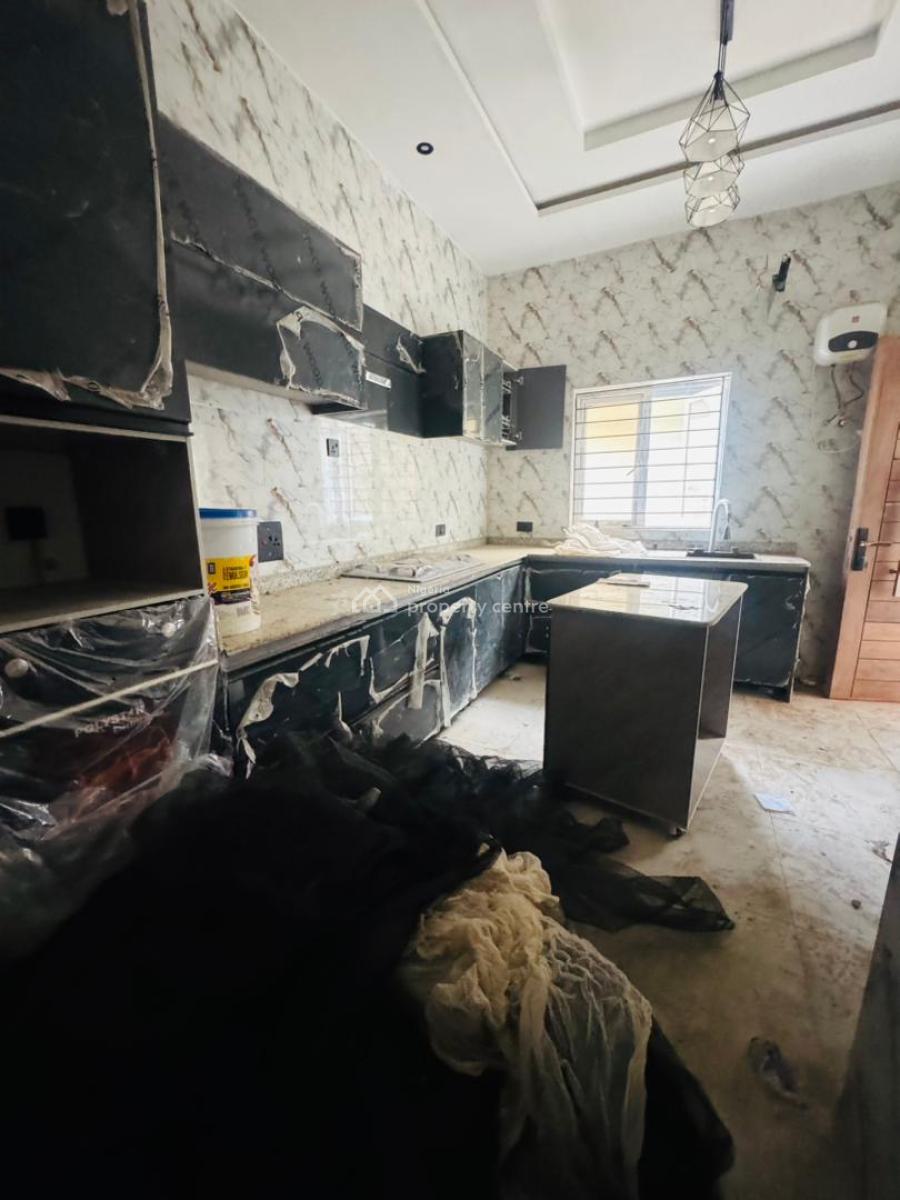 Spaciously Built 4 Bedroom Fully Detached Duplex, Gra Phase 1, Magodo, Lagos, Detached Duplex for Sale