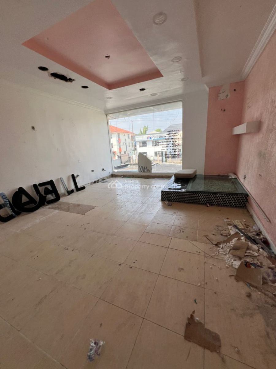 Spacious Shop Space, Off Admiralty Way, Lekki Phase 1, Lekki, Lagos, Shop for Rent