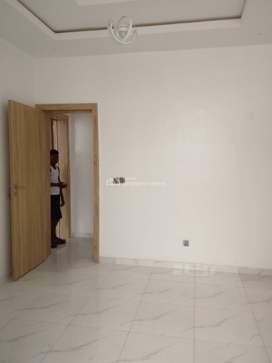 This Is a Lovely 2bed Apartment, Spg, Ologolo, Lekki, Lagos, Flat / Apartment for Sale