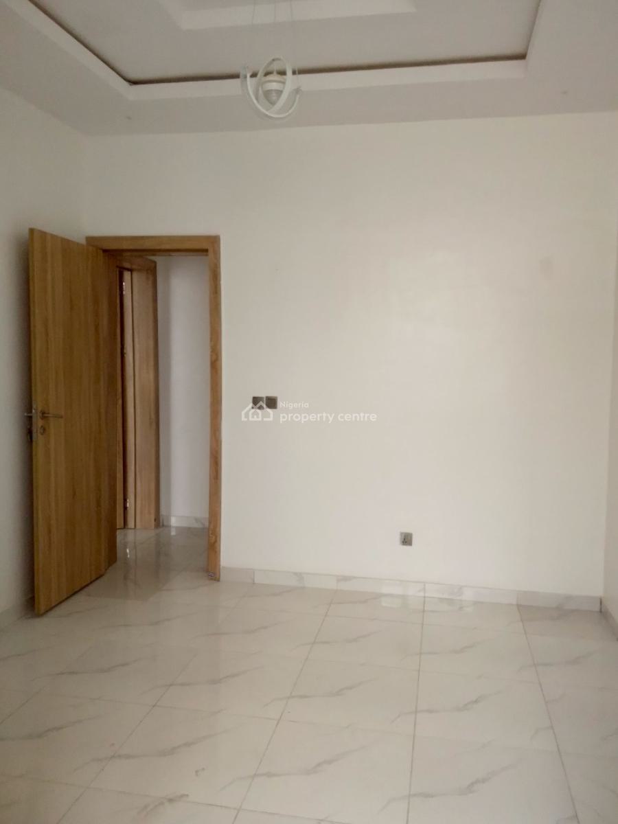 This Is a Lovely 2bed Apartment, Spg, Ologolo, Lekki, Lagos, Flat / Apartment for Sale