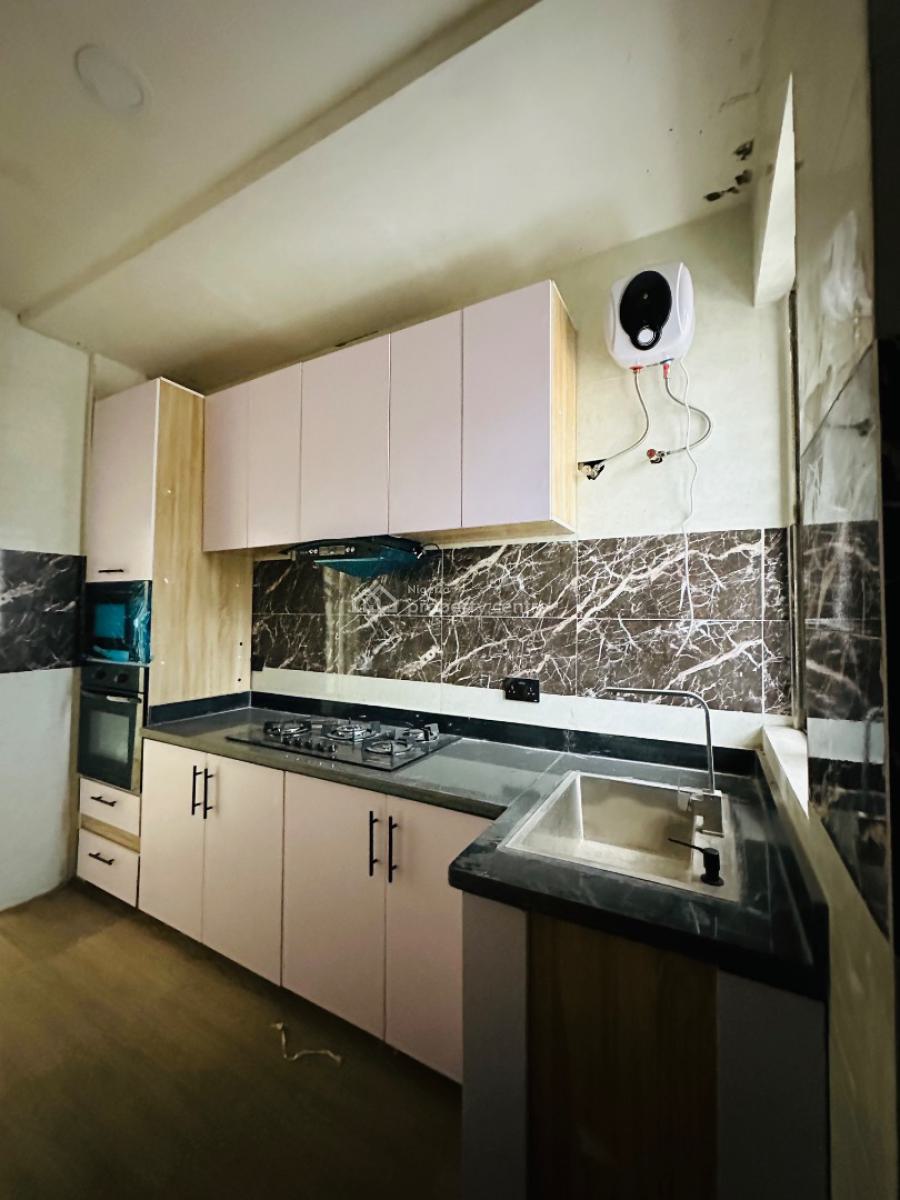 Beautifully Built 1 Bedroom Apartment with Pool, Gym & Playground, Ologolo, Lekki, Lagos, Flat / Apartment for Rent