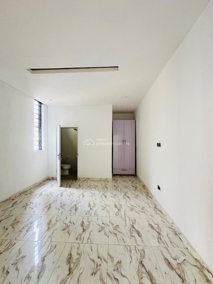 Beautifully Built 1 Bedroom Apartment with Pool, Gym & Playground, Ologolo, Lekki, Lagos, Flat / Apartment for Rent