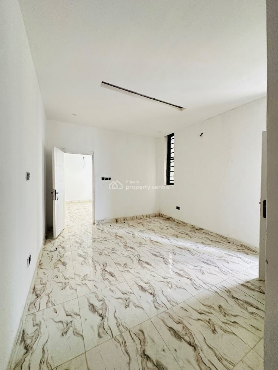 Beautifully Built 1 Bedroom Apartment with Pool, Gym & Playground, Ologolo, Lekki, Lagos, Flat / Apartment for Rent