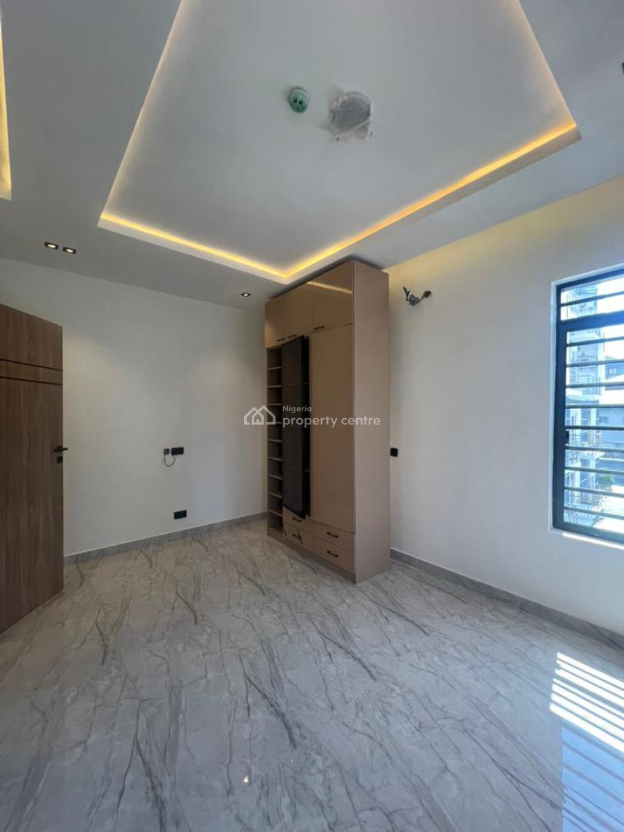 Spacious 4-bedroom Terrace Duplex with Bq, Situated in a Mini Estate, Lekki Phase 1, Lekki, Lagos, Terraced Duplex for Sale