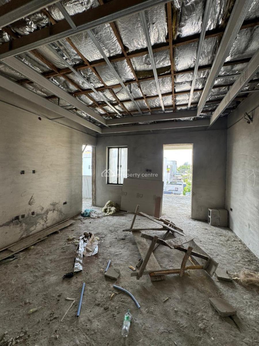 Spacious and Premium 5-bedroom Fully Detached Duplex with a Bq, Lekki Phase 1, Lekki, Lagos, House for Sale