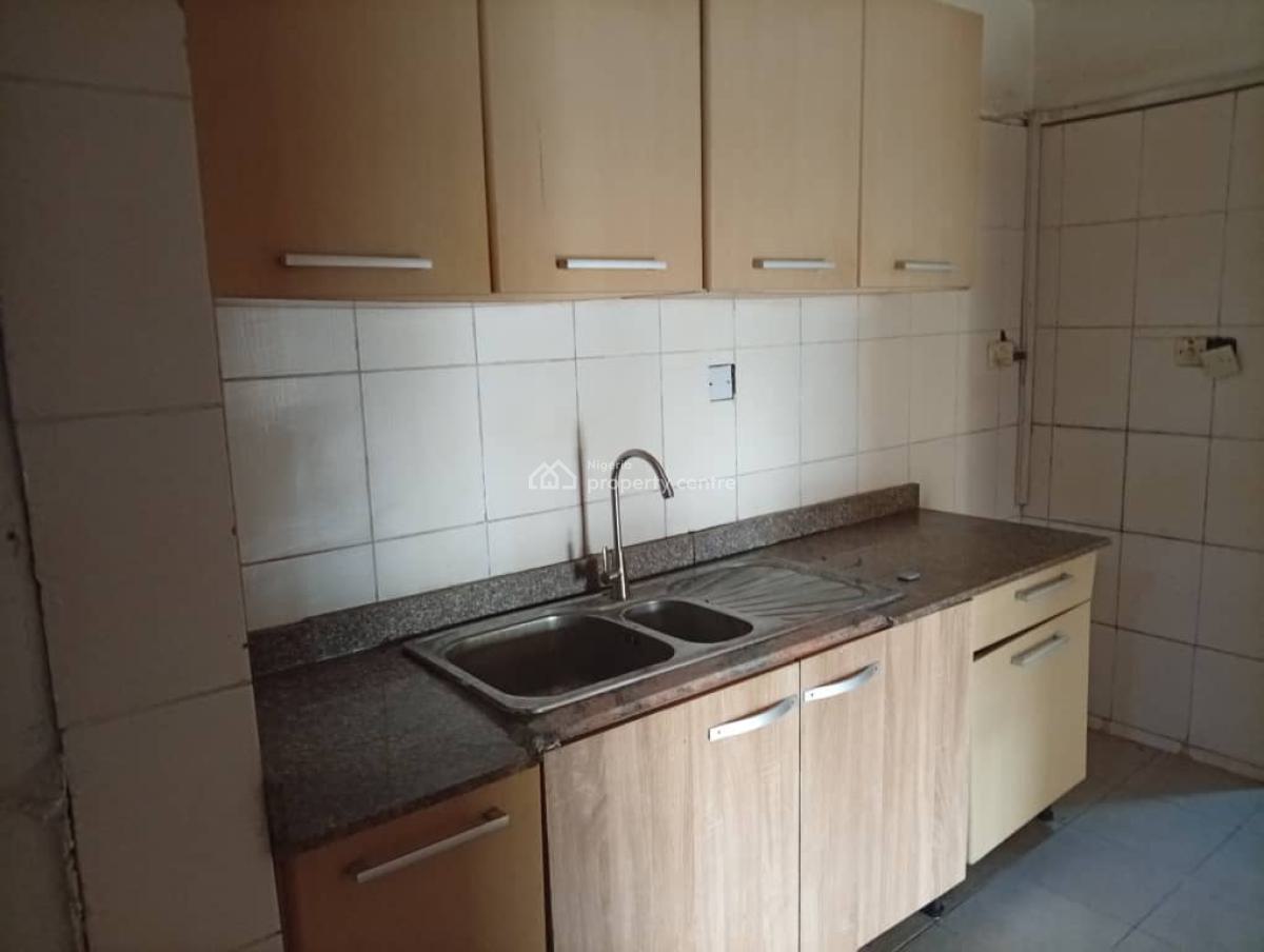 Serviced 3 Bedroom with a Room Bq and Great Facilities, Victoria Island (vi), Lagos, Flat / Apartment for Rent