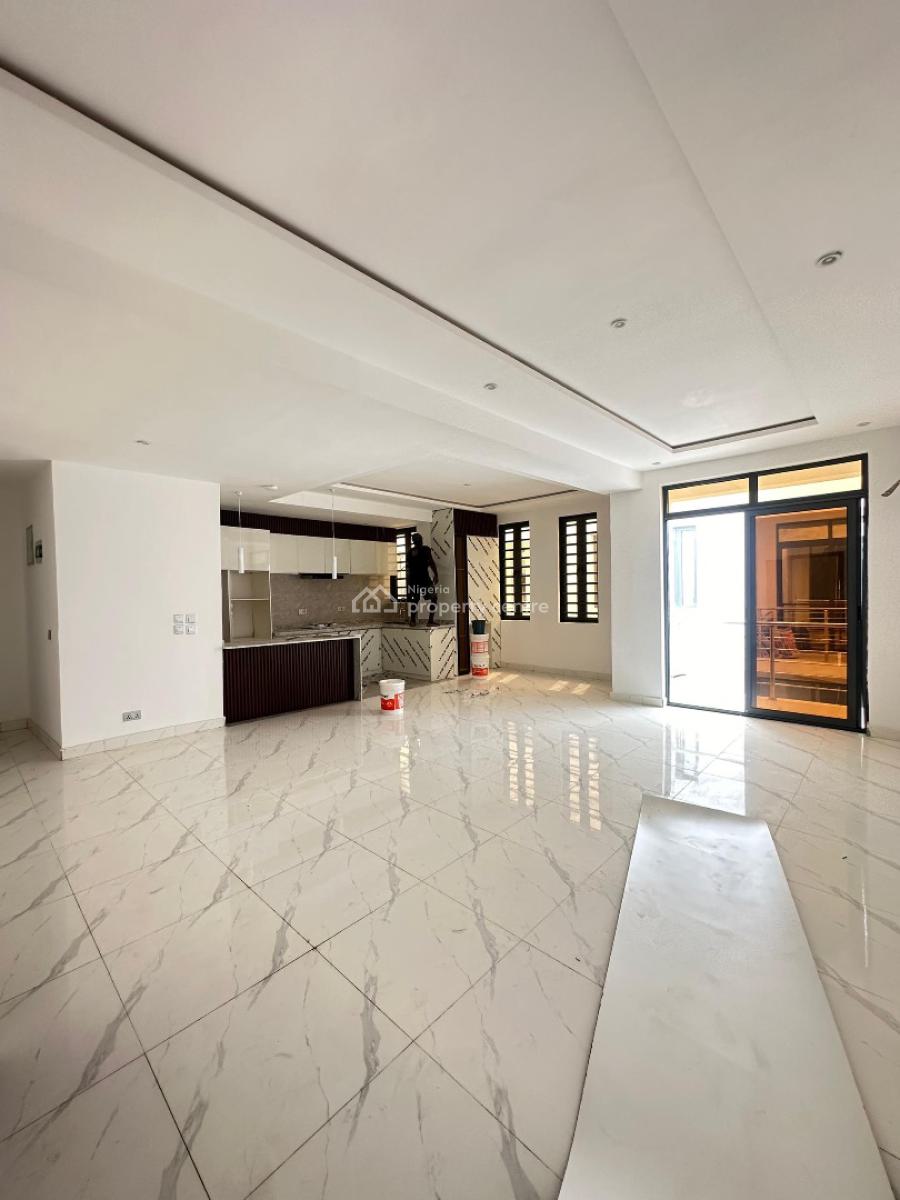 Contemporary 3 Bedroom Apartment Suitable for Investment, Lekki Phase 1, Lekki, Lagos, Flat / Apartment for Sale