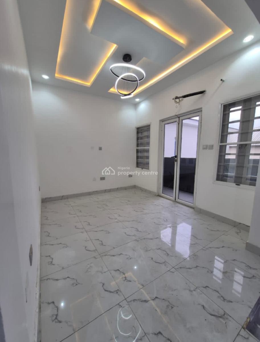 Newly 4 Bedrom Detached Duplex + 2 Bq, Omole Phase 2, Ikeja, Lagos, Semi-detached Duplex for Rent