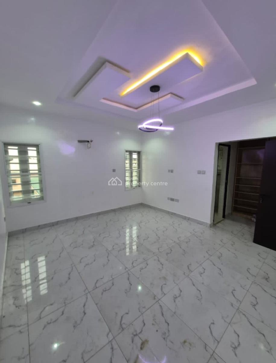 Newly 4 Bedrom Detached Duplex + 2 Bq, Omole Phase 2, Ikeja, Lagos, Semi-detached Duplex for Rent