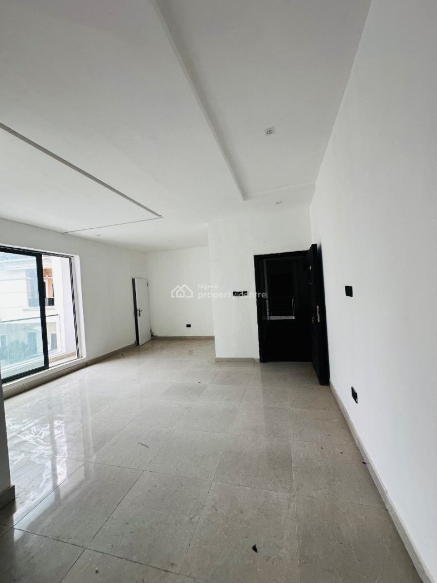 Beautifully Built 2 Bedroom Apartment with Pool, Gym & Playground, Ologolo, Lekki, Lagos, Flat / Apartment for Rent