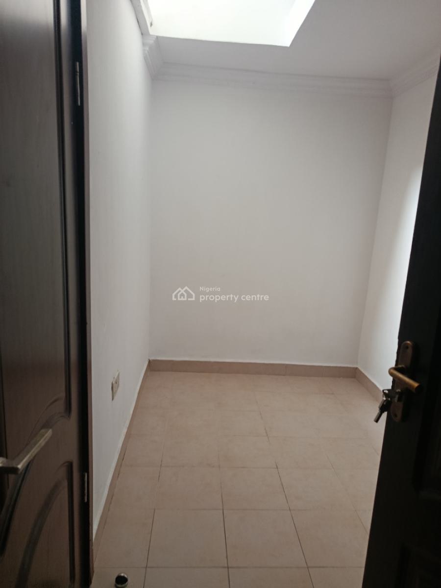 1 Bedroom with Guest Room at Bourdillion, Macpherson Ave, Ikoyi,, Ikoyi, Lagos, Detached Bungalow for Rent