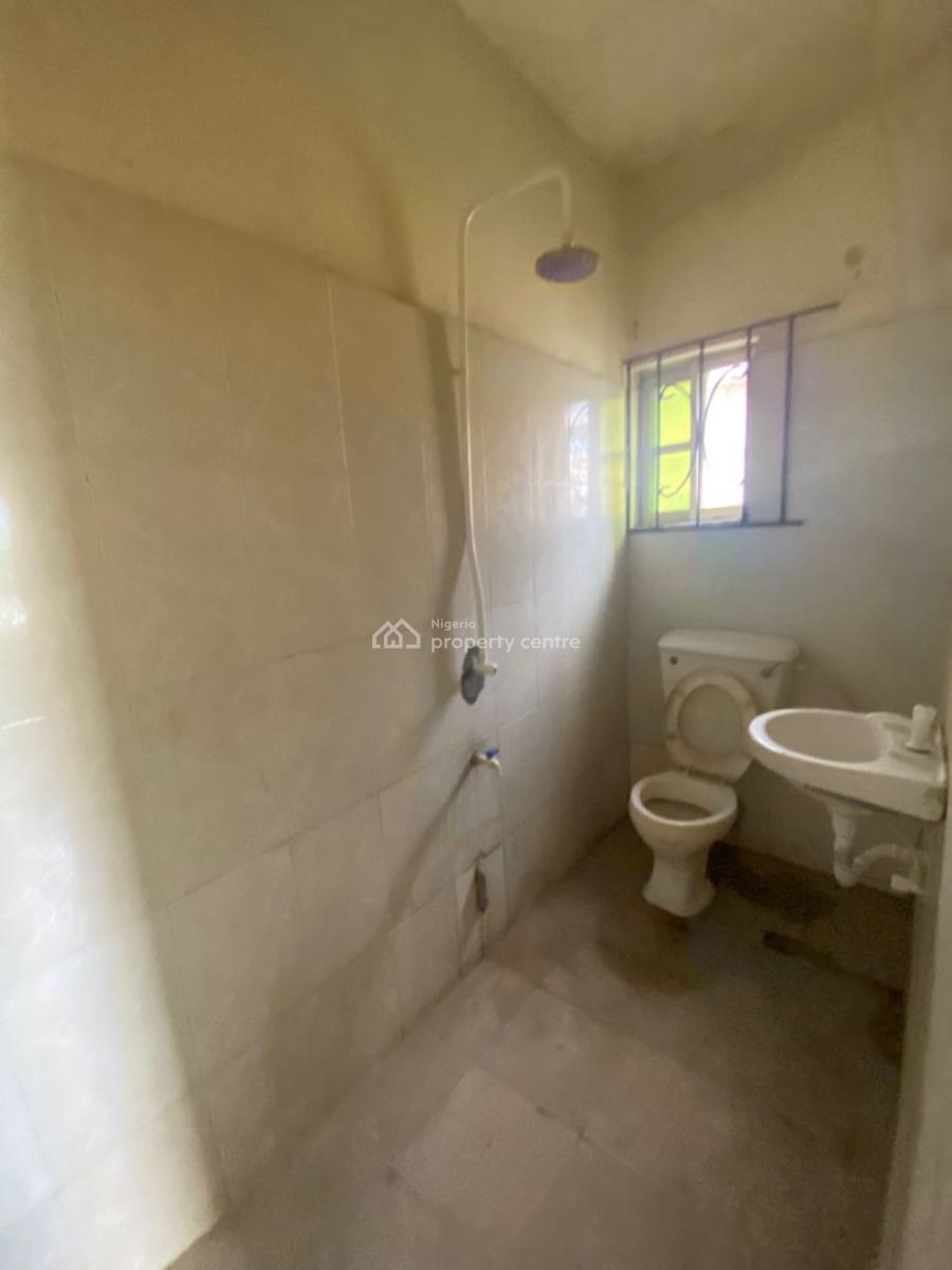 Renovated 2 Bedroom Apartment in a Secured Location (upstairs), United Estate, Sangotedo, Ajah, Lagos, Flat / Apartment for Rent