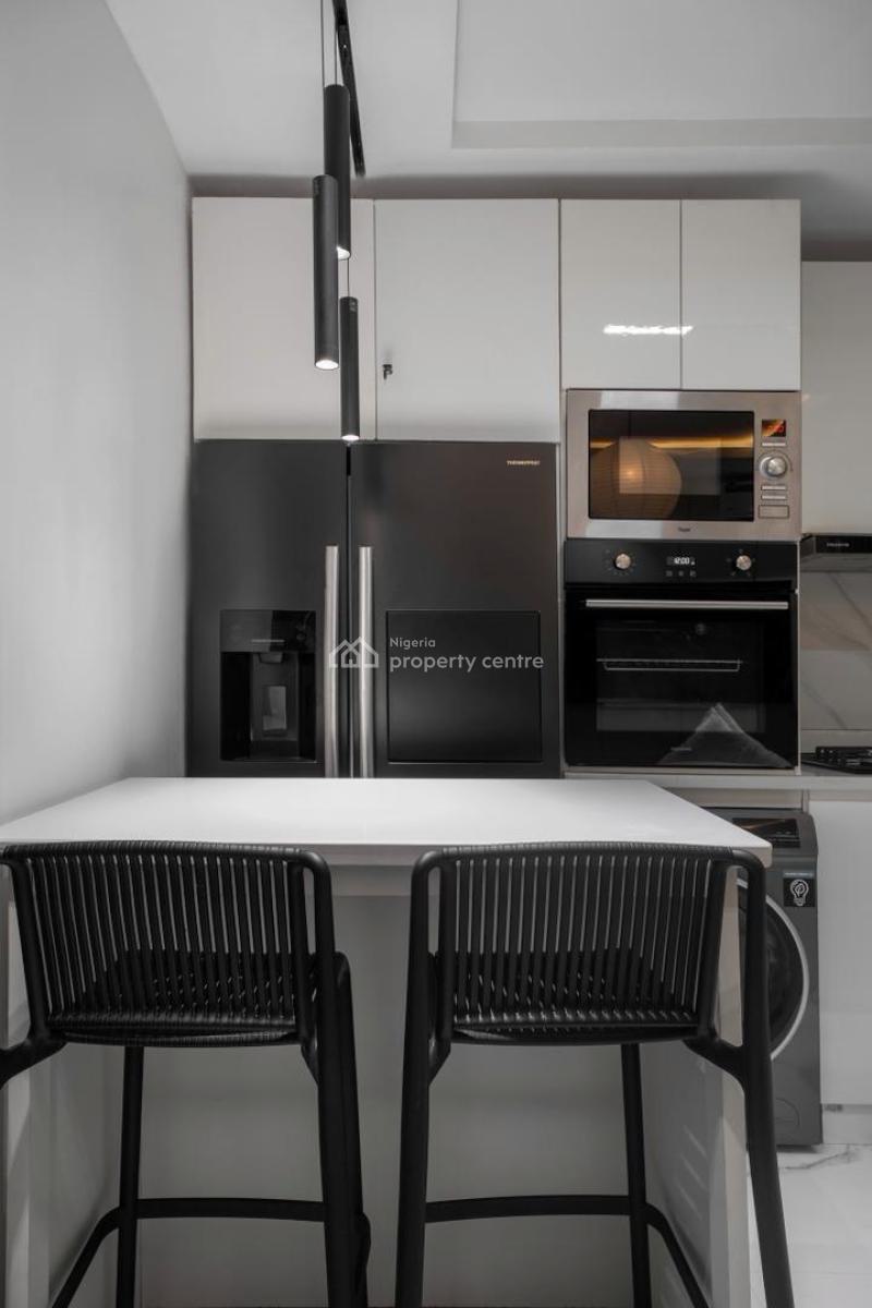 Luxurious 1 Bedroom Apartment with Pool, Lekki Phase 1, Lekki, Lagos, Flat / Apartment Short Let