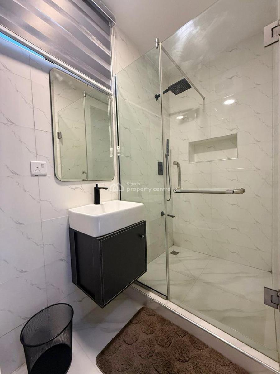 Luxurious 1 Bedroom Apartment with Pool, Lekki Phase 1, Lekki, Lagos, Flat / Apartment Short Let