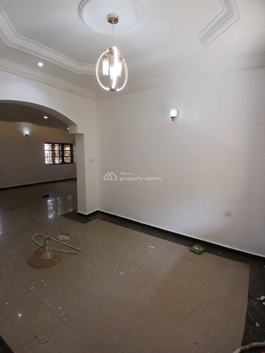 Newly Renovated 4 Bedrooms Semi Detached with Bq, Jabi, Abuja, Semi-detached Duplex for Rent
