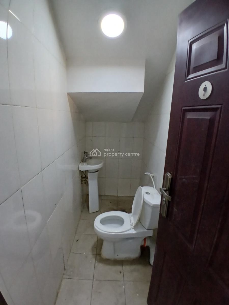 Newly Renovated 4 Bedrooms Semi Detached with Bq, Jabi, Abuja, Semi-detached Duplex for Rent