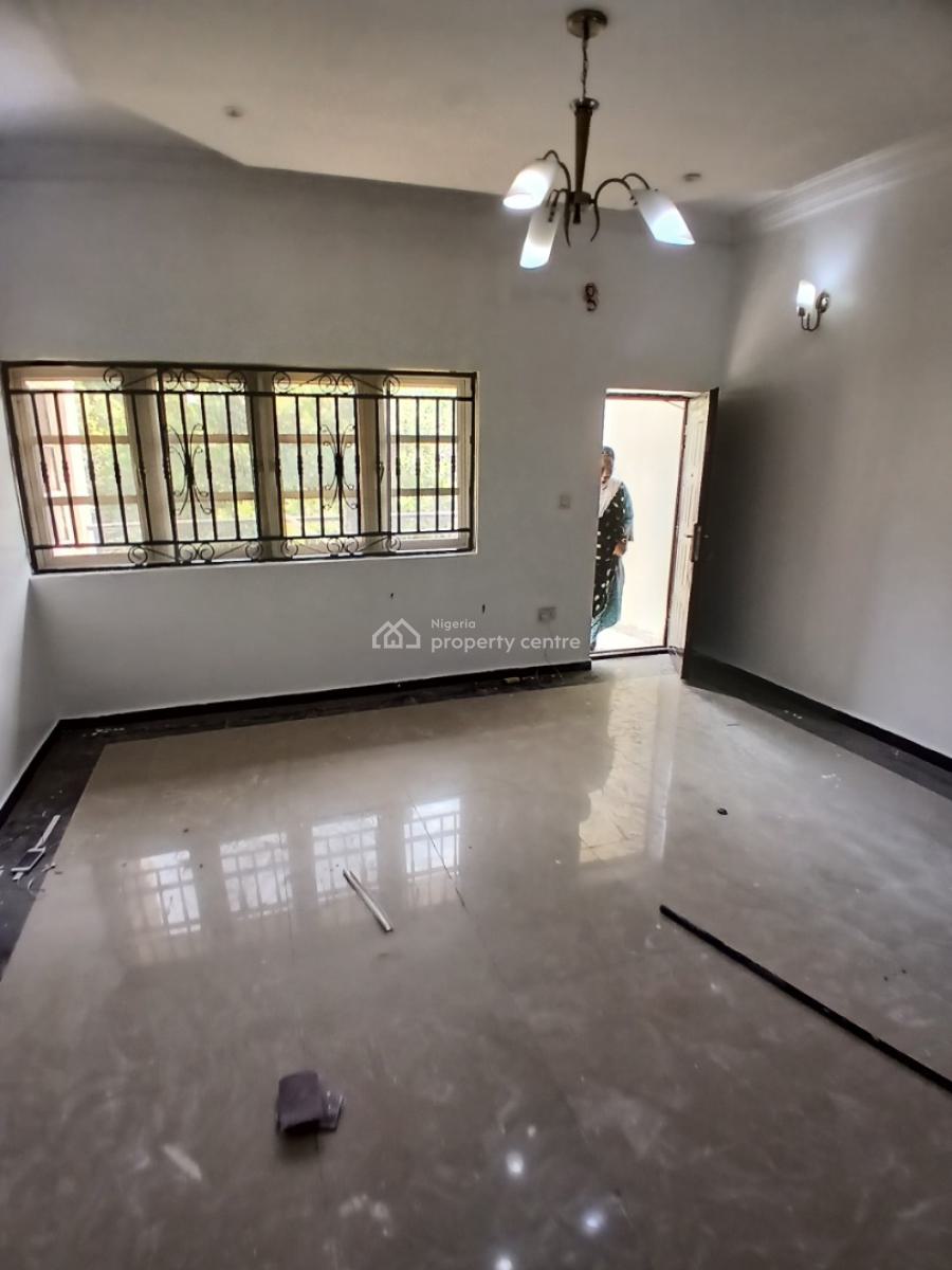 Newly Renovated 4 Bedrooms Semi Detached with Bq, Jabi, Abuja, Semi-detached Duplex for Rent
