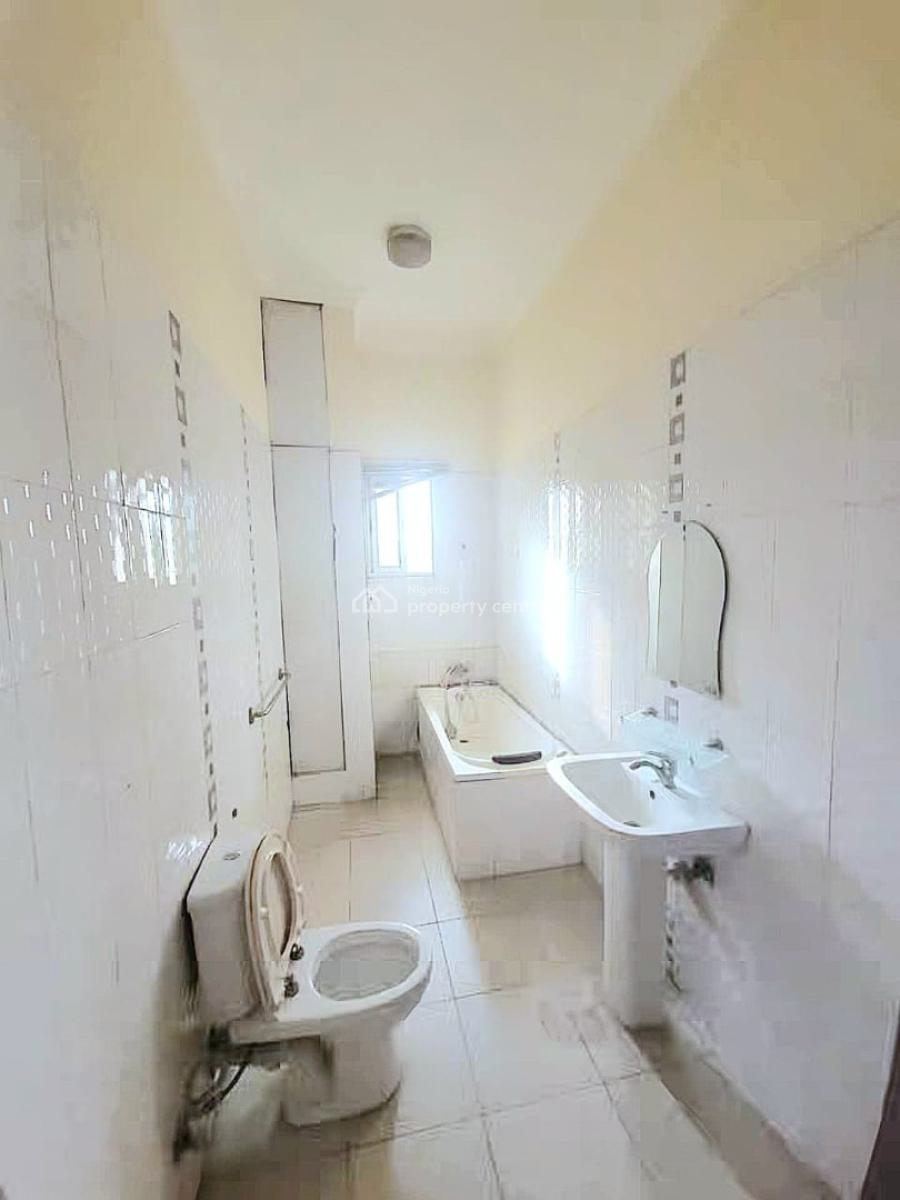 Well Maintained Fully Serviced 3-bedroom Apartment, Victoria Island (vi), Lagos, Flat / Apartment for Rent