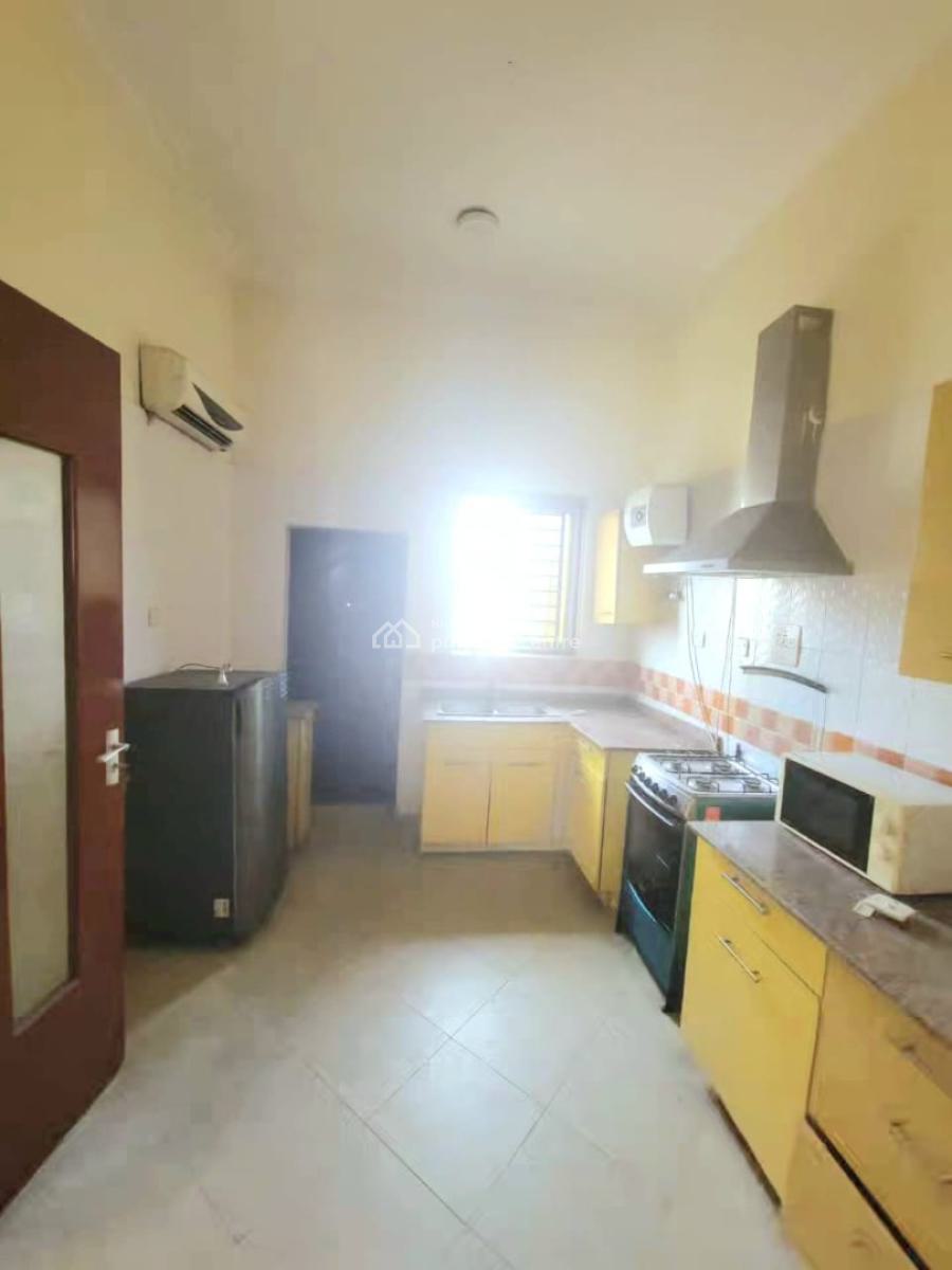 Well Maintained Fully Serviced 3-bedroom Apartment, Victoria Island (vi), Lagos, Flat / Apartment for Rent