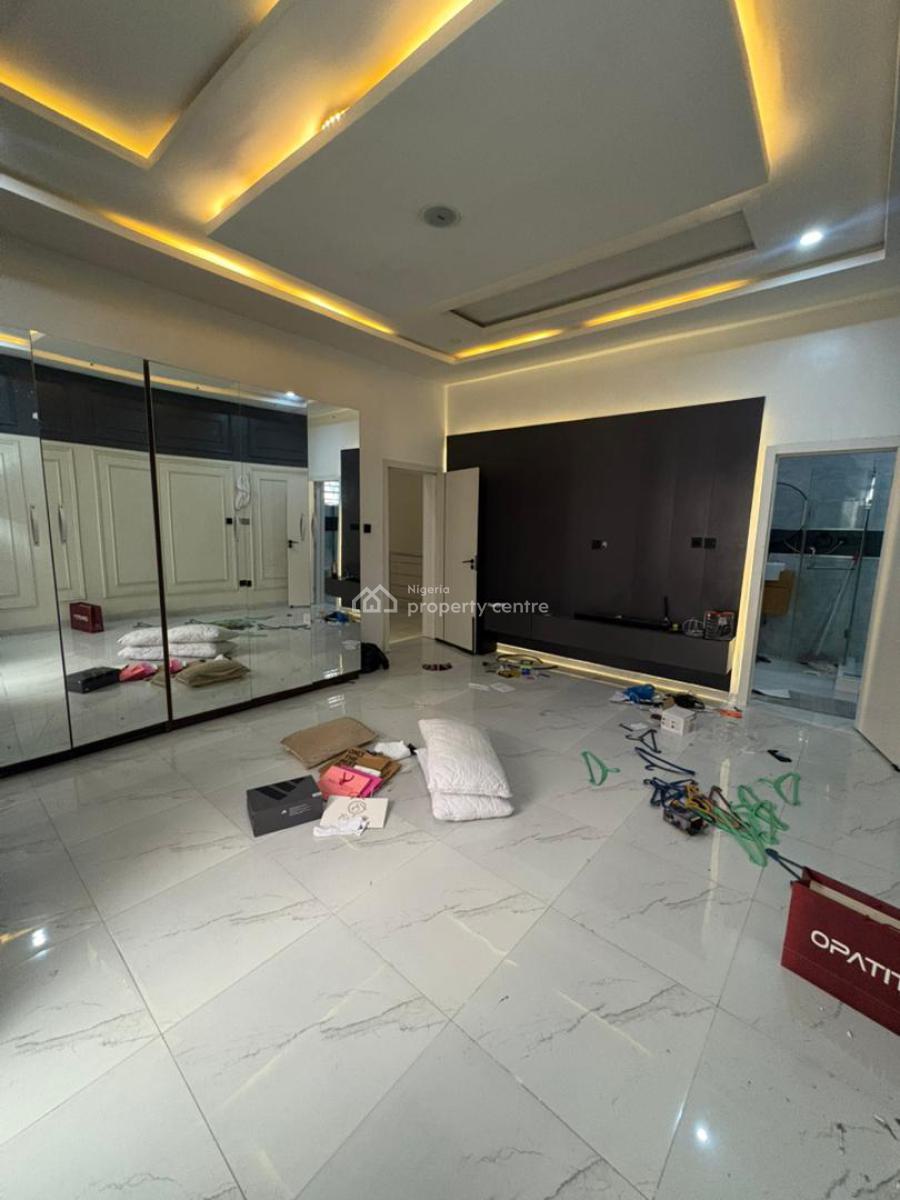 Well Renovated 4bedroom Semi Detached Duplex, Chevron, Lekki, Lagos, Semi-detached Duplex for Rent