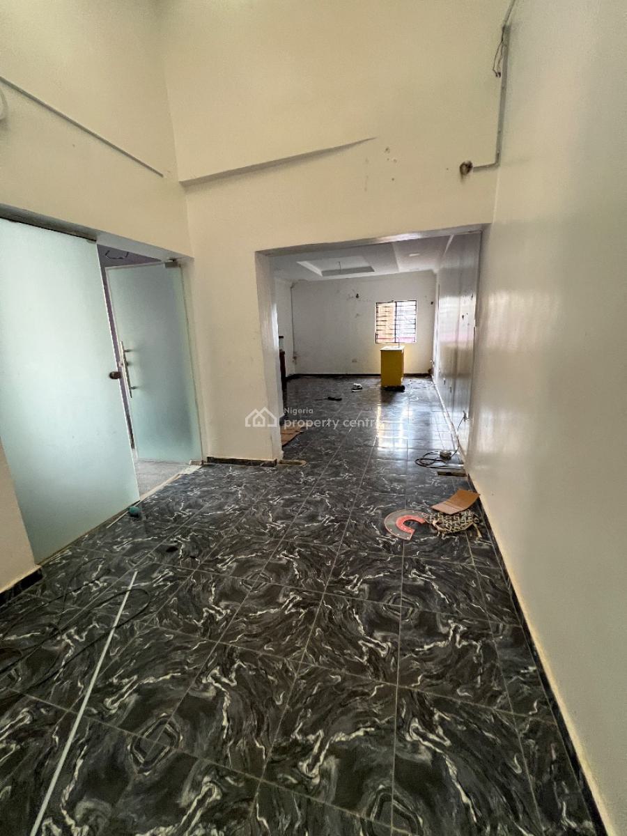 Shop Space Upstairs, Emmanuel Abimbola Cole, Lekki Phase 1, Lekki, Lagos, Shop for Rent