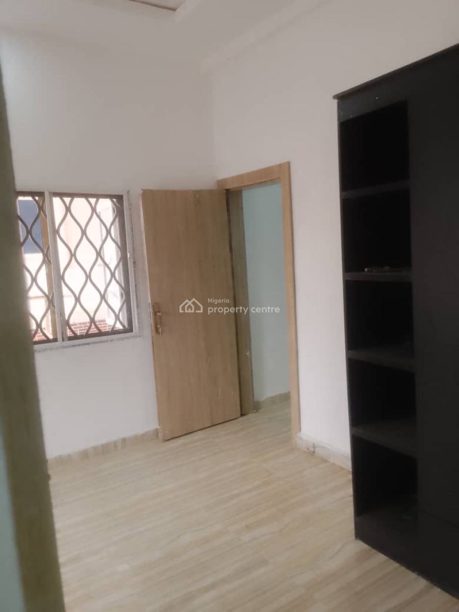 One Bedroom, Mile Street, Guzape District, Abuja, Mini Flat (room and Parlour) for Rent