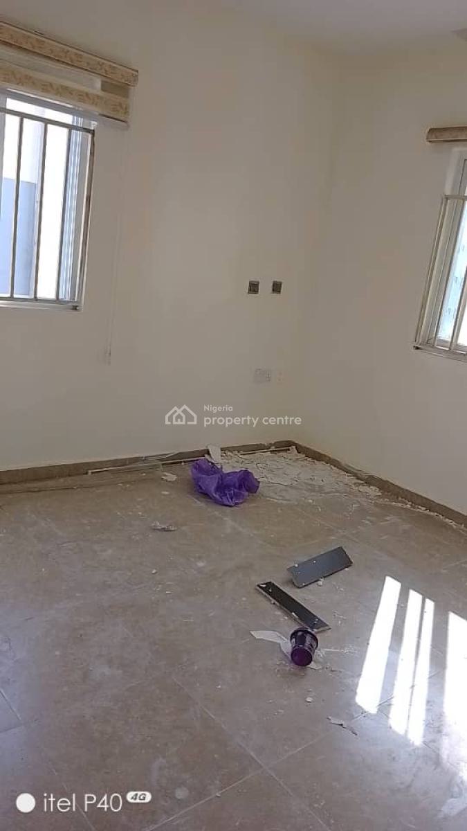 Serviced Three 3 Bedroom with Bq, 24 Hours Light, Pool Gym, Prime Water Estate, Lekki Phase 1, Lekki, Lagos, Flat / Apartment for Rent