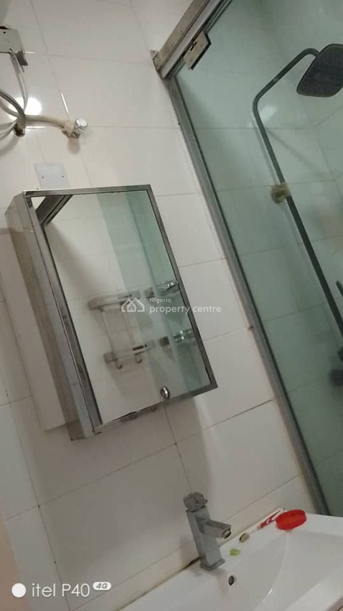 Serviced Three 3 Bedroom with Bq, 24 Hours Light, Pool Gym, Prime Water Estate, Lekki Phase 1, Lekki, Lagos, Flat / Apartment for Rent