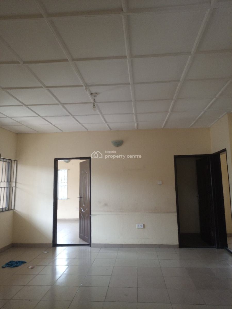 Spacious 3 Bedroom Flat / Apartment, Gbagada, Lagos, Flat / Apartment for Rent