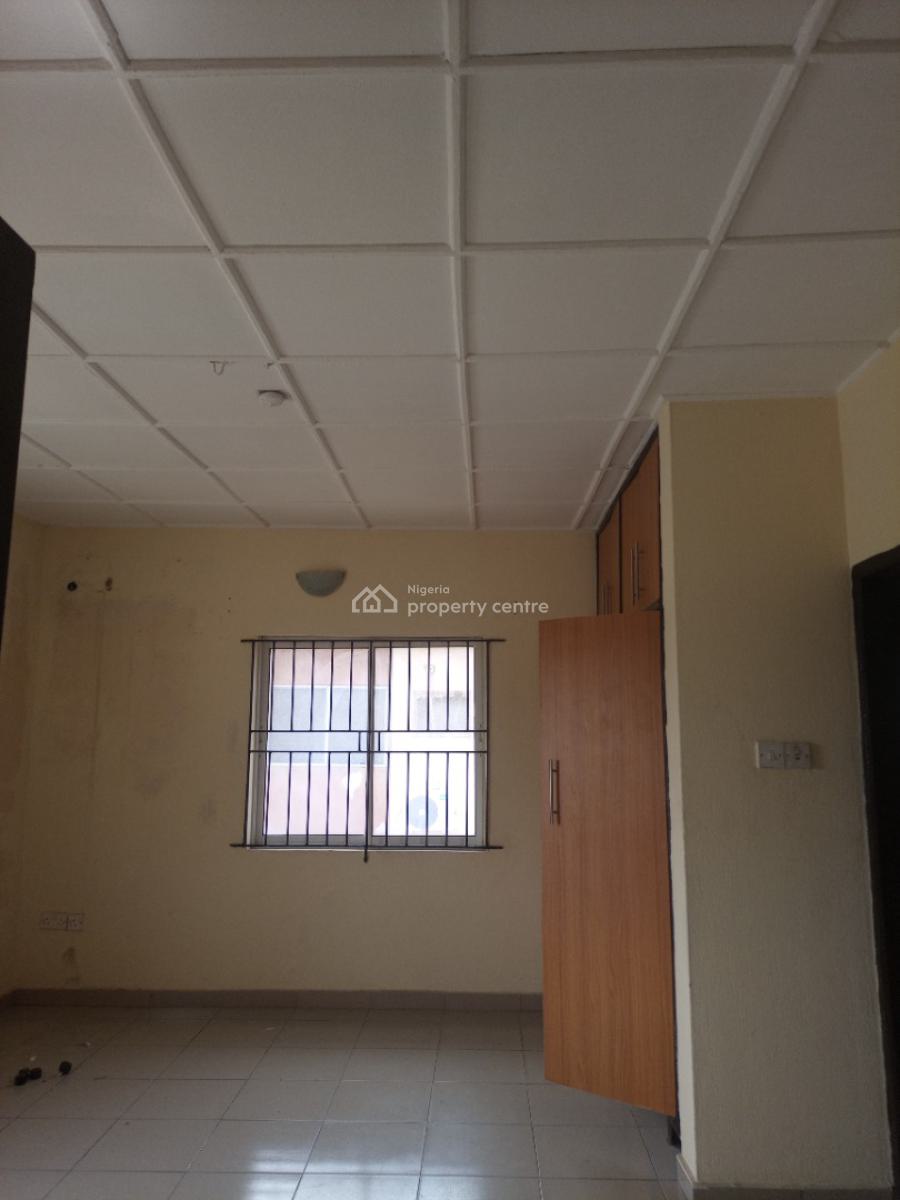 Spacious 3 Bedroom Flat / Apartment, Gbagada, Lagos, Flat / Apartment for Rent