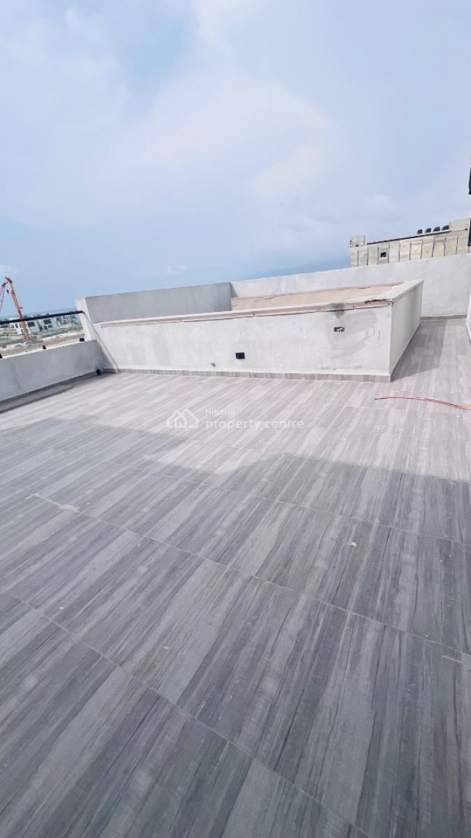 2 Bedroom Penthouse, Ologolo, Lekki Phase 2, Lekki, Lagos, Flat / Apartment for Sale